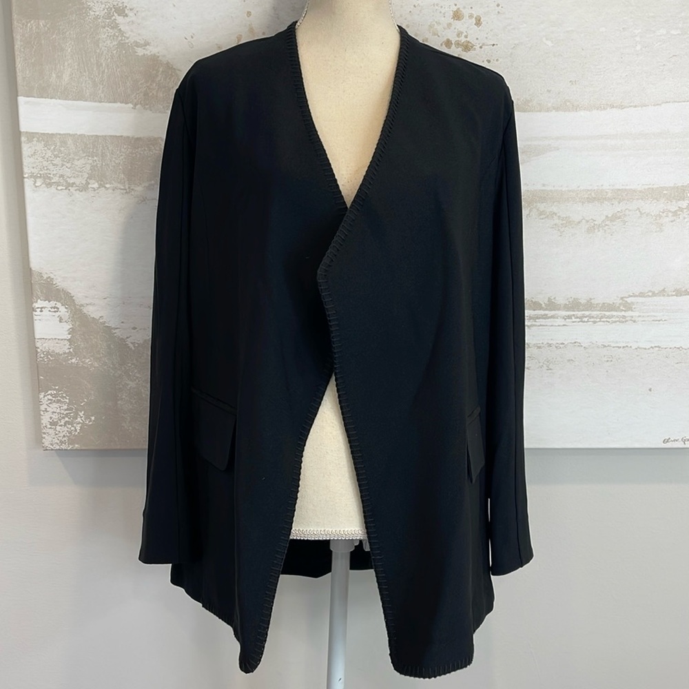 Lysse open black cardigan with hand stitching detail